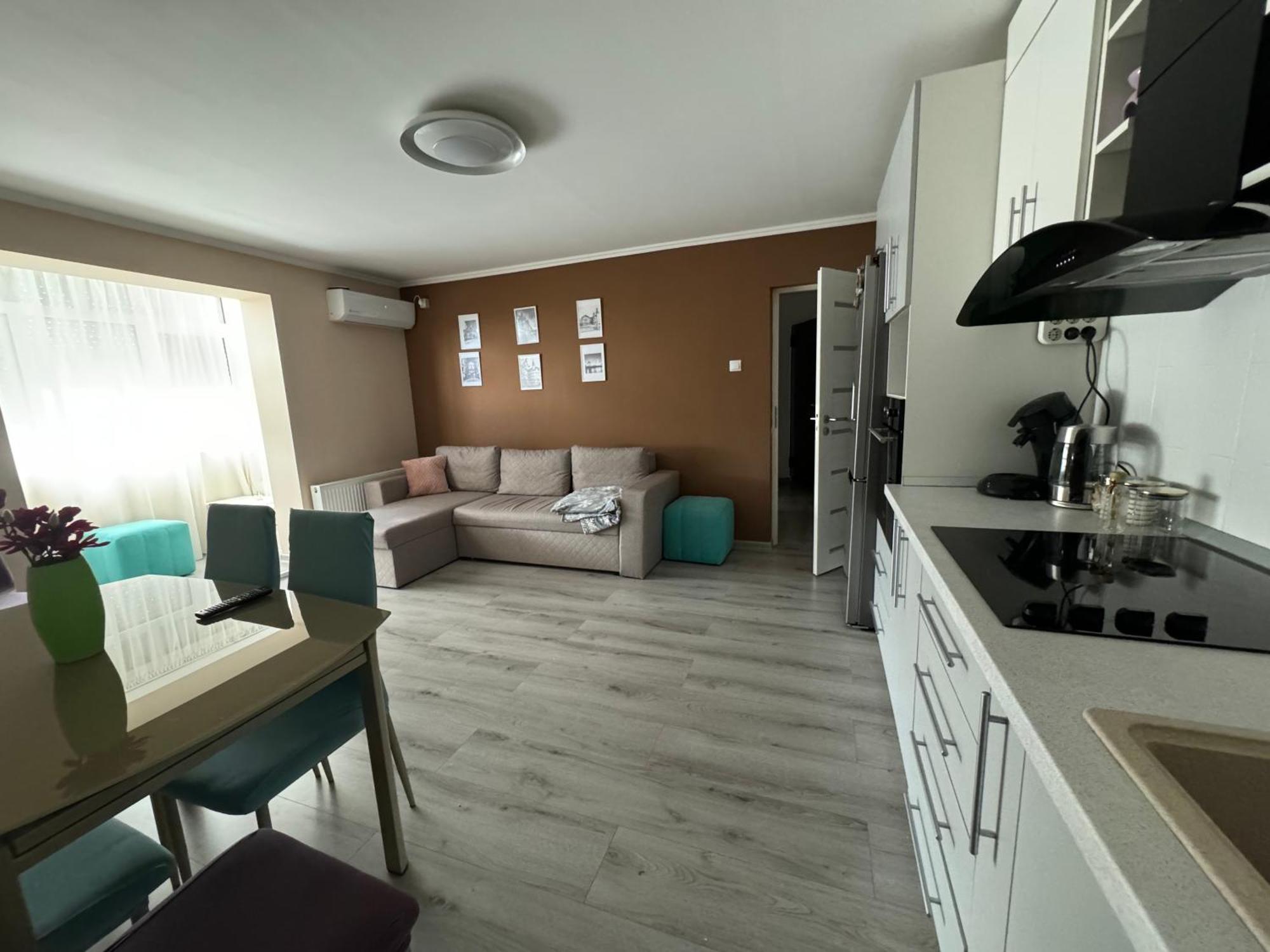 Maya Home Oradea Exterior photo